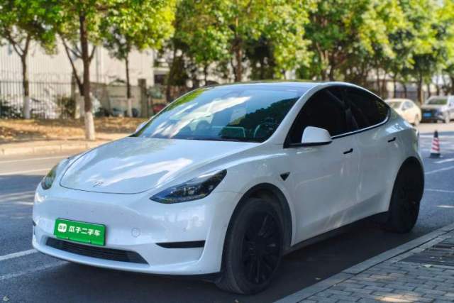 Used Tesla Model Y 2023 Rear-Wheel-Drive Version