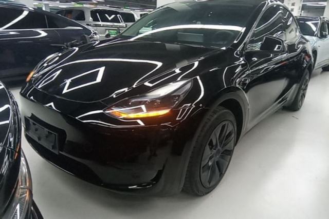 Used Tesla Model Y 2024 Rear-Wheel-Drive Version