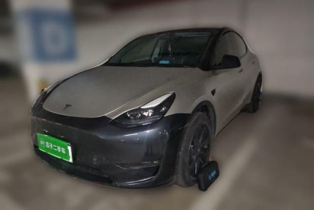 Used Tesla Model Y 2024 Long-Range All-Wheel-Drive Version