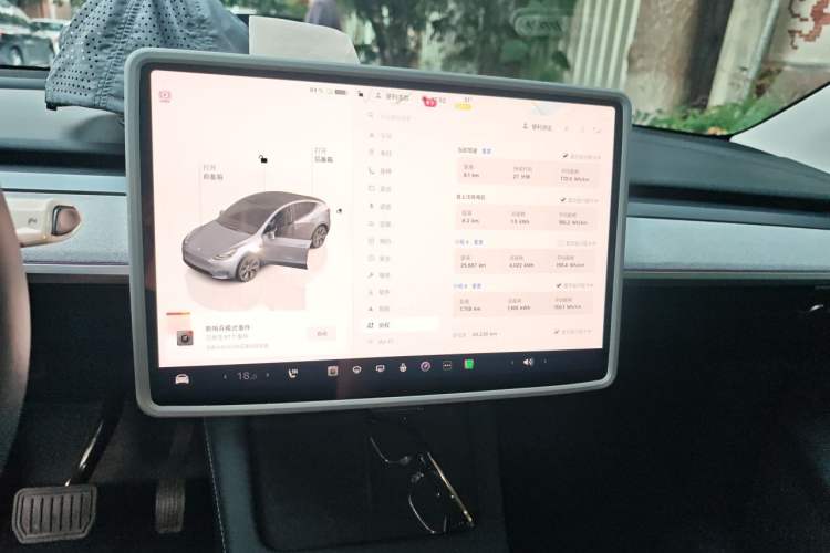 Used Tesla Model Y 2024 Rear-Wheel-Drive Version Audio And AC Panel