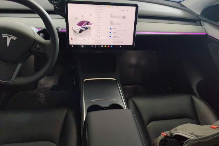 Used Tesla Model Y 2024 Rear-Wheel-Drive Version Audio And AC Panel
