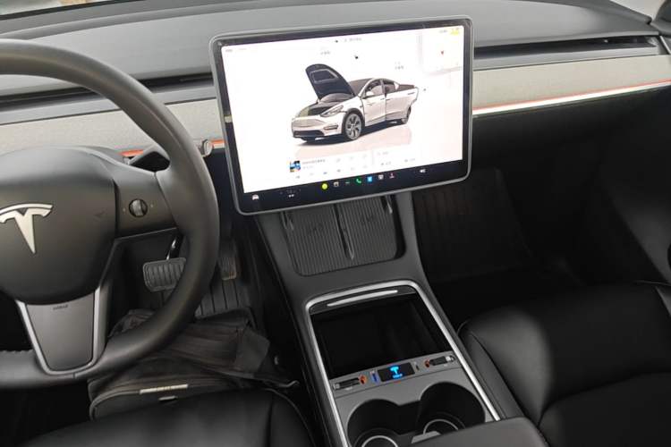 Used Tesla Model Y 2024 Rear-Wheel-Drive Version Audio And AC Panel