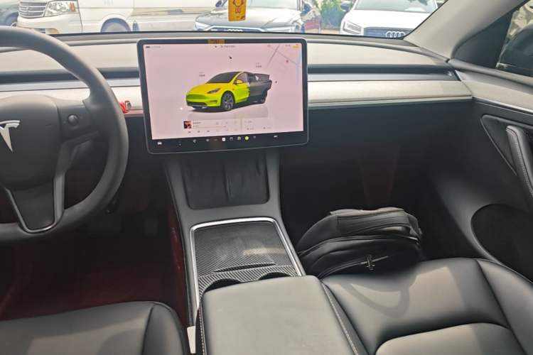 Used Tesla Model Y 2024 Rear-Wheel-Drive Version Audio And AC Panel