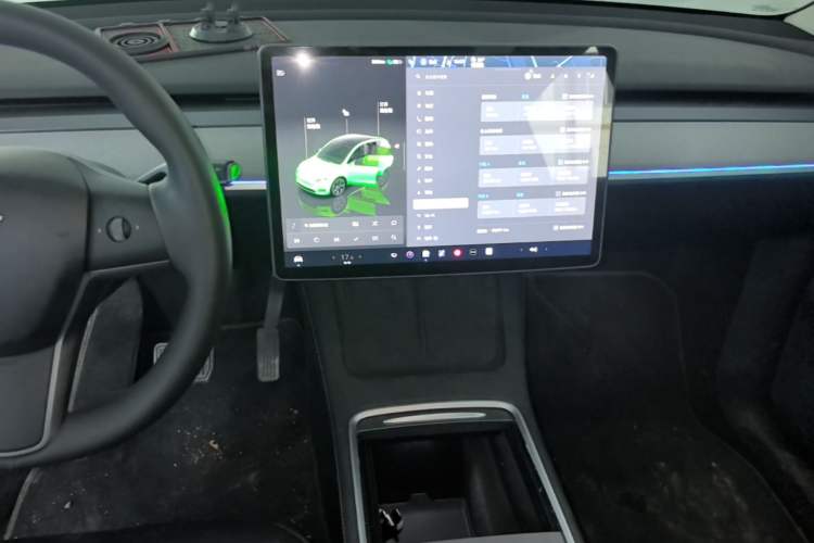 Used Tesla Model Y 2024 Rear-Wheel-Drive Version Audio And AC Panel