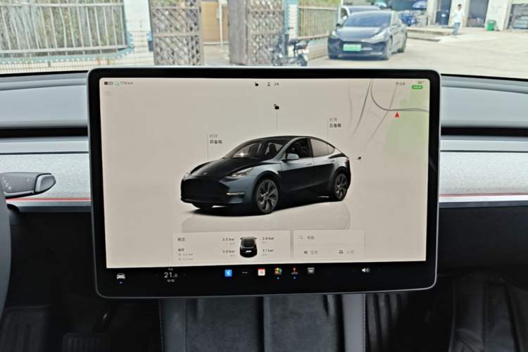 Used Tesla Model Y 2024 Rear-Wheel-Drive Version Audio And AC Panel