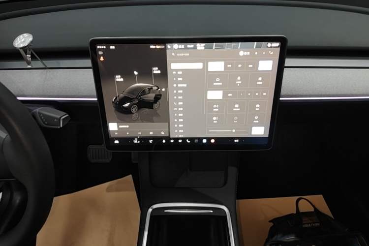 Used Tesla Model Y 2024 Rear-Wheel-Drive Version Audio And AC Panel