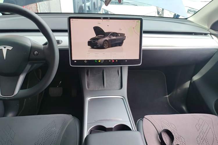 Used Tesla Model Y 2024 Rear-Wheel-Drive Version Audio And AC Panel