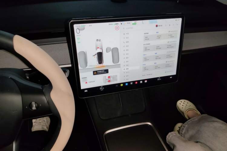Used Tesla Model Y 2024 Rear-Wheel-Drive Version Audio And AC Panel