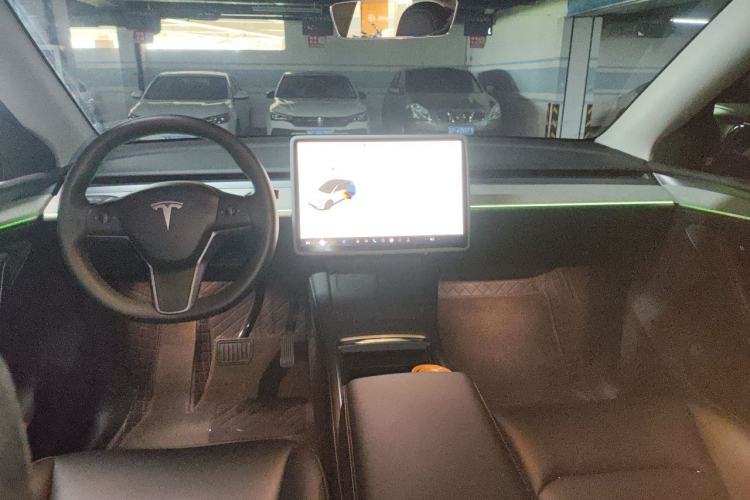 Used Tesla Model Y 2024 Rear-Wheel-Drive Version Center Console