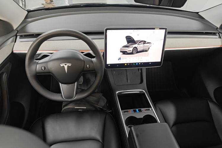 Used Tesla Model Y 2024 Rear-Wheel-Drive Version Center Console