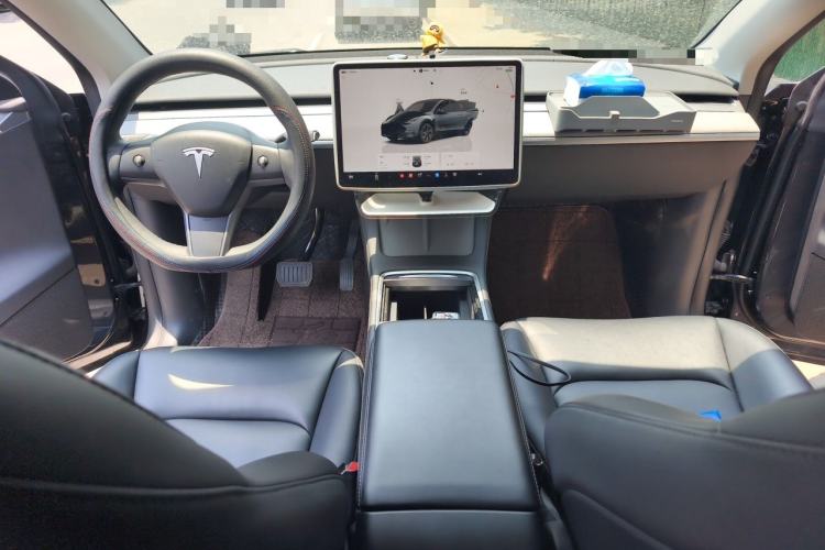 Used Tesla Model Y 2024 Rear-Wheel-Drive Version Center Console