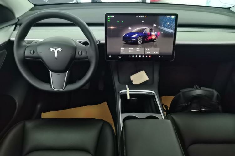 Used Tesla Model Y 2024 Rear-Wheel-Drive Version Center Console
