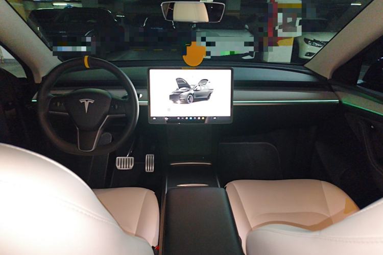 Used Tesla Model Y 2024 Performance High-Performance Edition Center Console