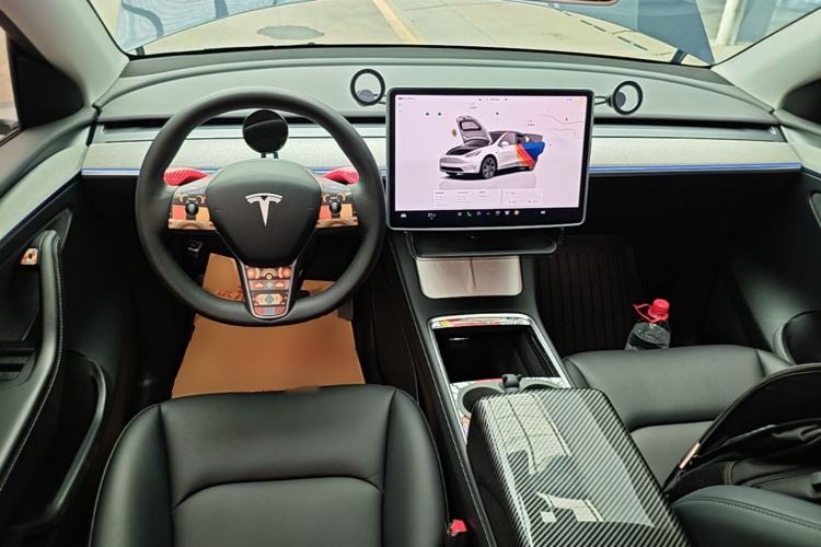 Used Tesla Model Y 2024 Rear-Wheel-Drive Version Center Console