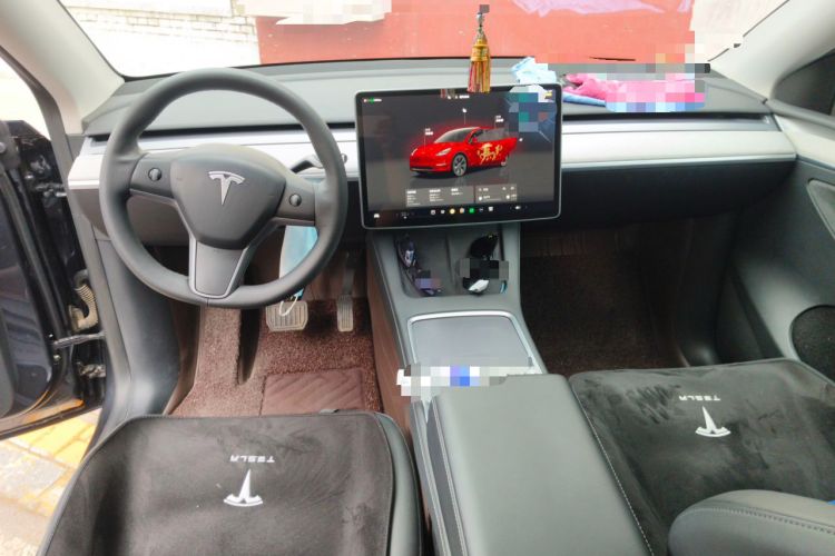 Used Tesla Model Y 2024 Rear-Wheel-Drive Version Center Console