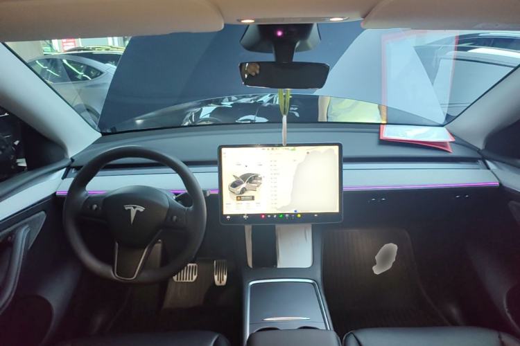 Used Tesla Model Y 2024 Rear-Wheel-Drive Version Center Console