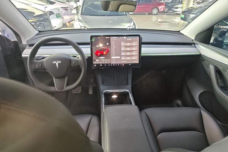 Used Tesla Model Y 2024 Rear-Wheel-Drive Version Center Console