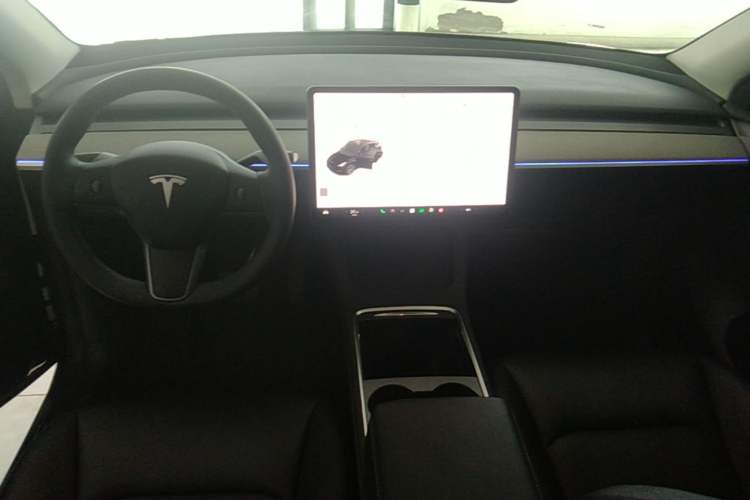Used Tesla Model Y 2024 Rear-Wheel-Drive Version Center Console