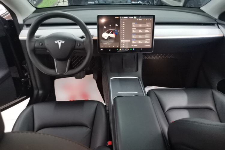 Used Tesla Model Y 2024 Rear-Wheel-Drive Version Center Console