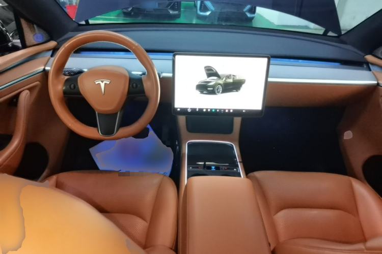 Used Tesla Model Y 2024 Rear-Wheel-Drive Version Center Console
