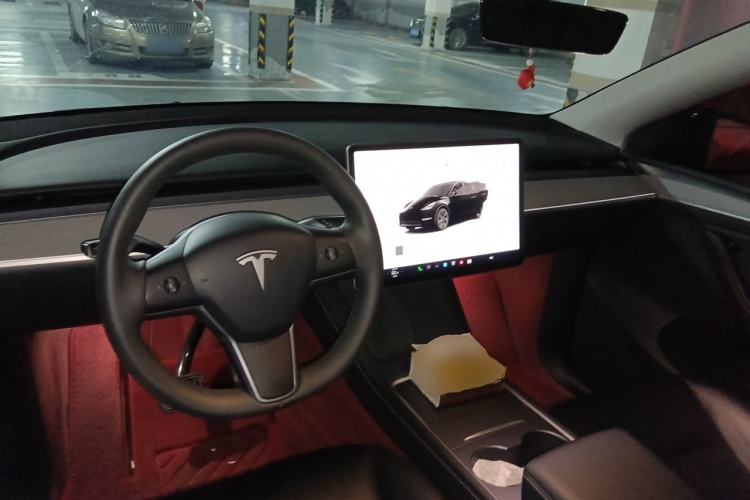 Used Tesla Model Y 2024 Rear-Wheel-Drive Version Center Console