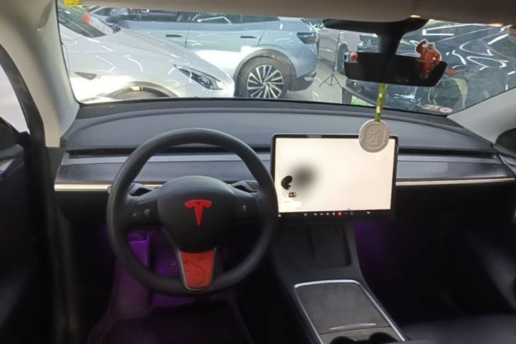 Used Tesla Model Y 2024 Rear-Wheel-Drive Version Center Console