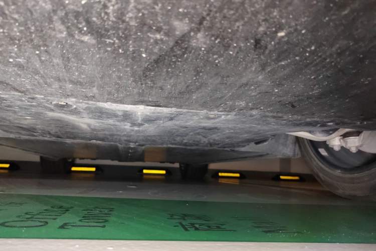 Used Tesla Model Y 2024 Rear-Wheel-Drive Version Chassis Front