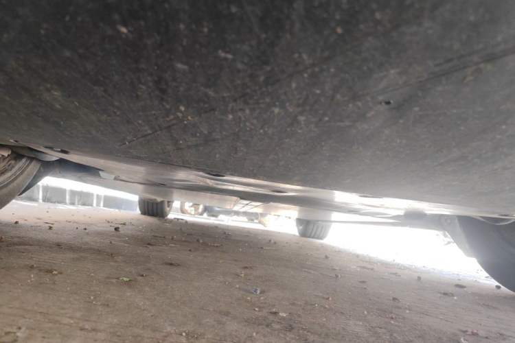 Used Tesla Model Y 2024 Long-Range All-Wheel-Drive Version Chassis Front