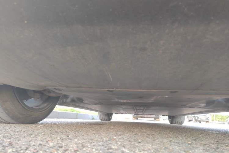 Used Tesla Model Y 2024 Rear-Wheel-Drive Version Chassis Front