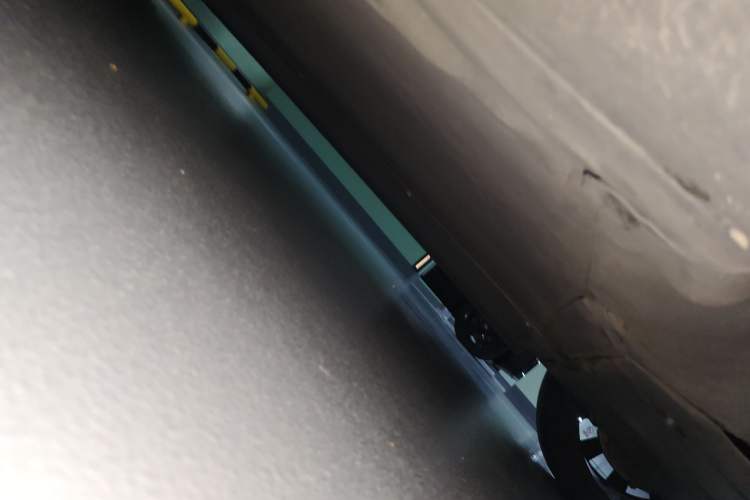 Used Tesla Model Y 2024 Rear-Wheel-Drive Version Chassis Front Right