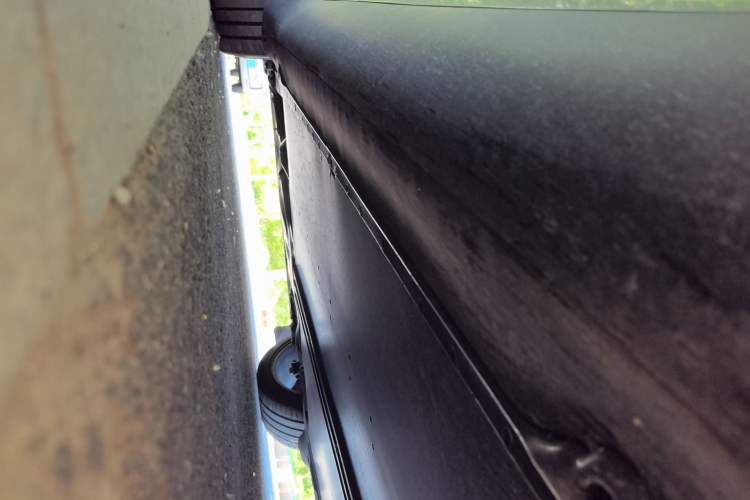 Used Tesla Model Y 2024 Long-Range All-Wheel-Drive Version Chassis Front Right