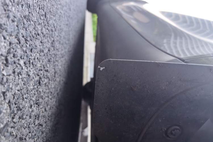 Used Tesla Model Y 2024 Rear-Wheel-Drive Version Chassis Front Right