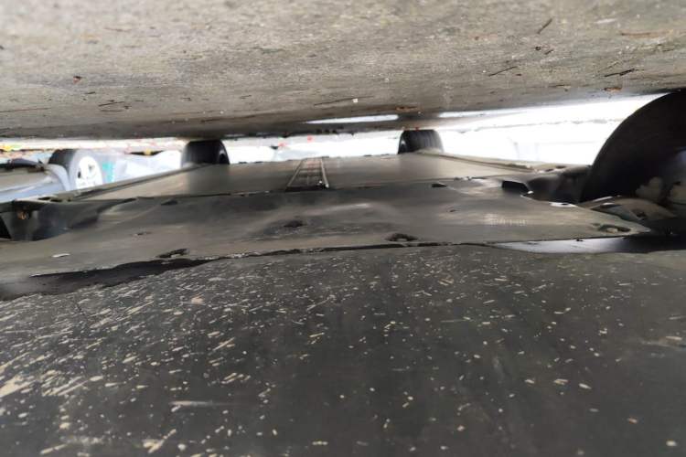 Used Tesla Model Y 2024 Rear-Wheel-Drive Version Chassis Front