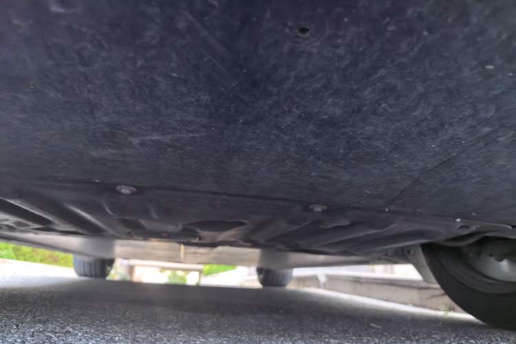 Used Tesla Model Y 2024 Rear-Wheel-Drive Version Chassis Front