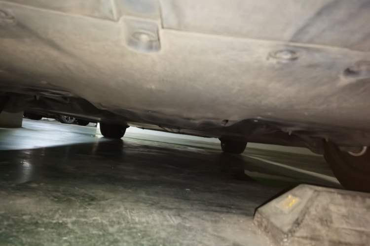 Used Tesla Model Y 2024 Long-Range All-Wheel-Drive Version Chassis Rear