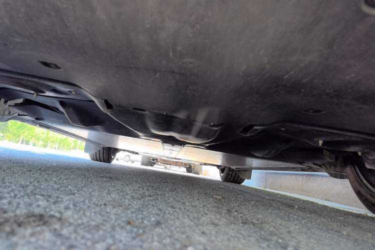 Used Tesla Model Y 2024 Long-Range All-Wheel-Drive Version Chassis Rear