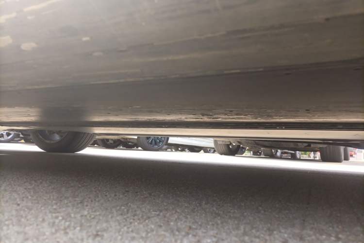 Used Tesla Model Y 2024 Long-Range All-Wheel-Drive Version Chassis Rear Left