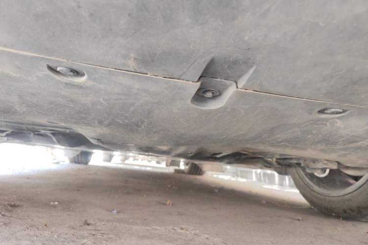 Used Tesla Model Y 2024 Long-Range All-Wheel-Drive Version Chassis Rear