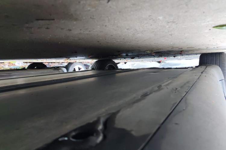 Used Tesla Model Y 2024 Rear-Wheel-Drive Version Chassis Rear Right