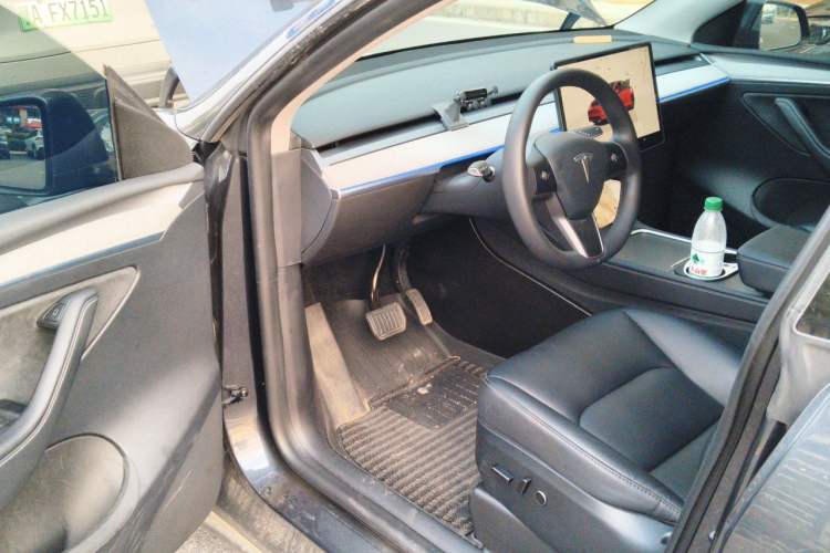 Used Tesla Model Y 2024 Rear-Wheel-Drive Version Driver Seat