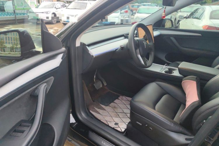Used Tesla Model Y 2024 Long-Range All-Wheel-Drive Version Driver Seat