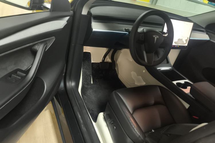 Used Tesla Model Y 2024 Rear-Wheel-Drive Version Driver Seat