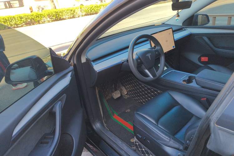 Used Tesla Model Y 2024 Rear-Wheel-Drive Version