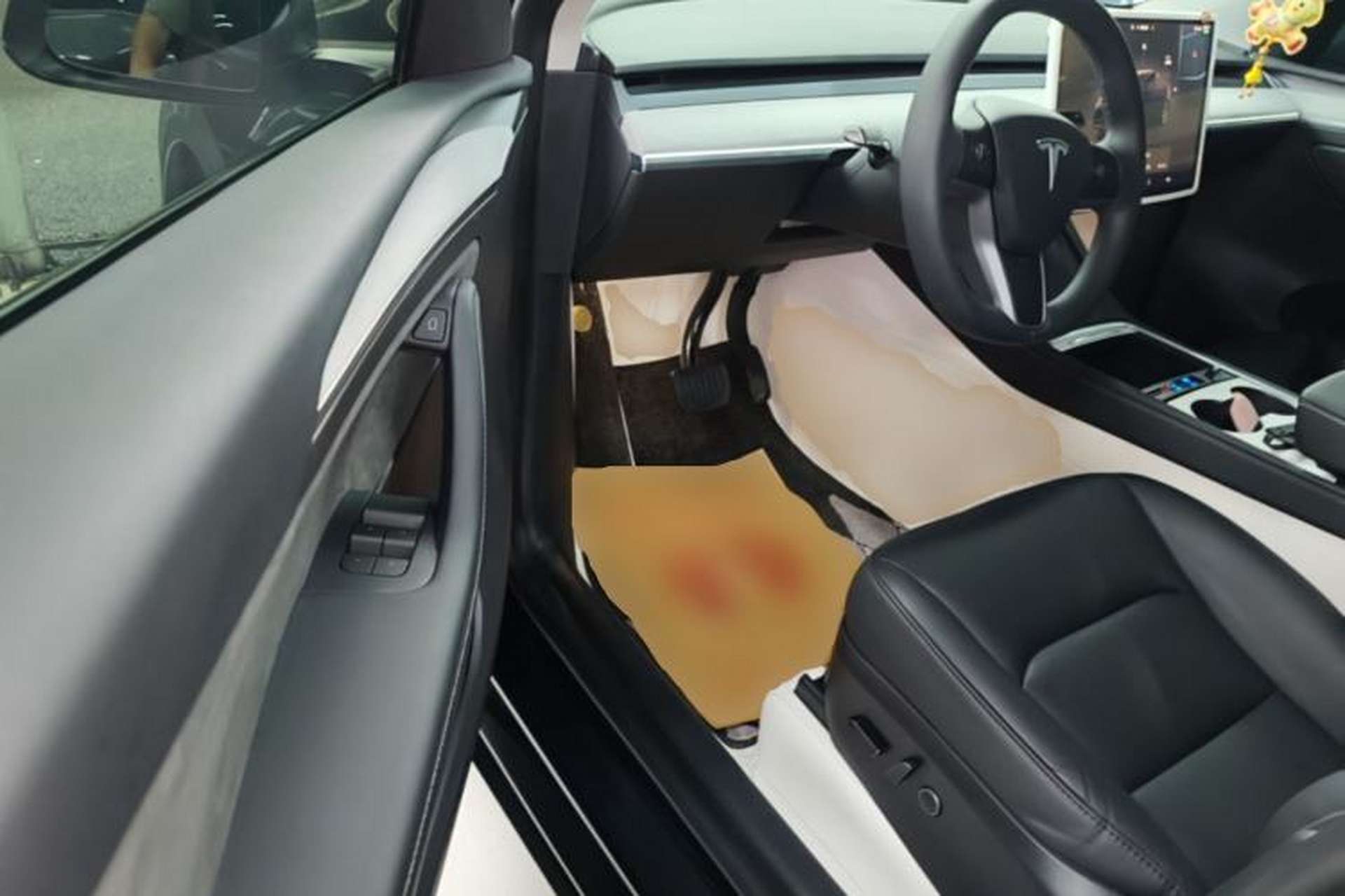 Used Tesla Model Y 2024 Rear-Wheel-Drive Version Driver Seat