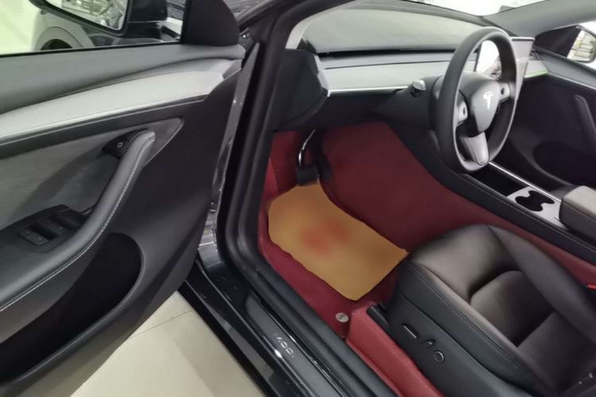 Used Tesla Model Y 2024 Rear-Wheel-Drive Version Driver Seat