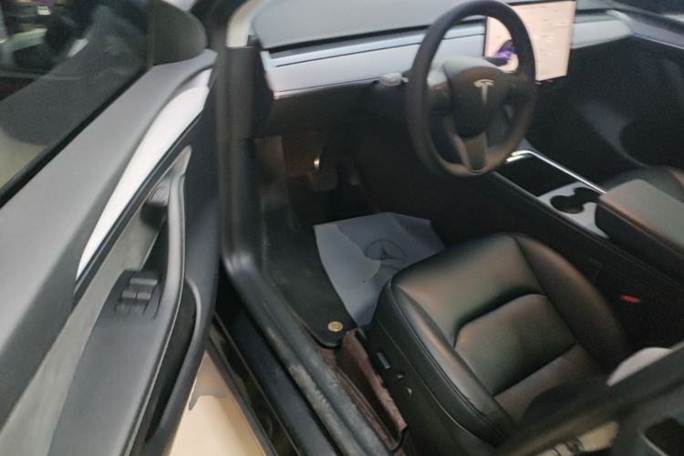 Used Tesla Model Y 2024 Rear-Wheel-Drive Version Driver Seat