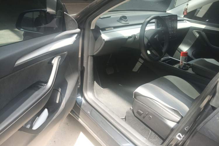 Used Tesla Model Y 2024 Rear-Wheel-Drive Version Driver Seat