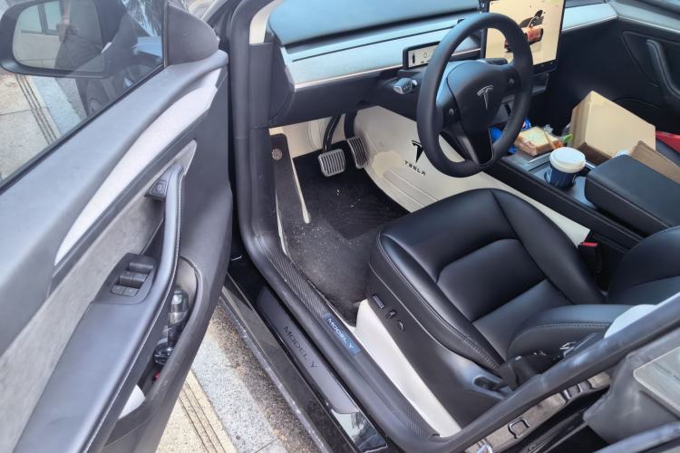 Used Tesla Model Y 2024 Rear-Wheel-Drive Version Driver Seat