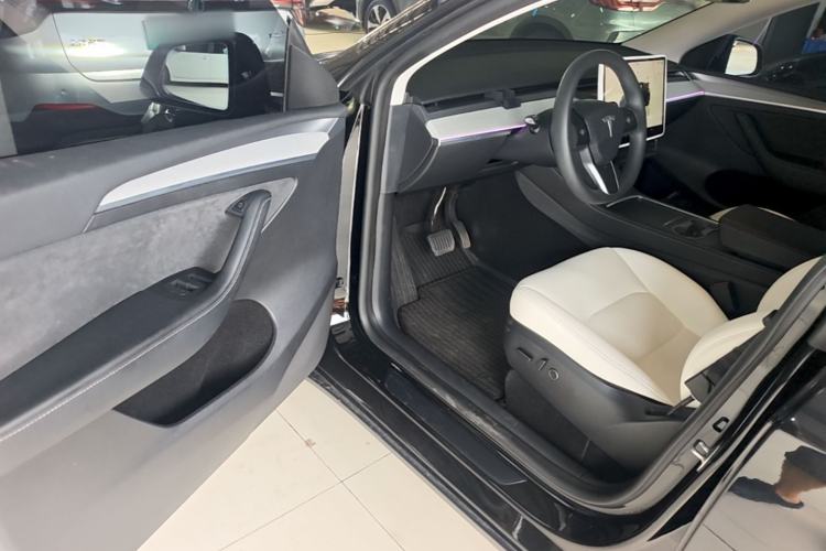 Used Tesla Model Y 2024 Rear-Wheel-Drive Version Driver Seat