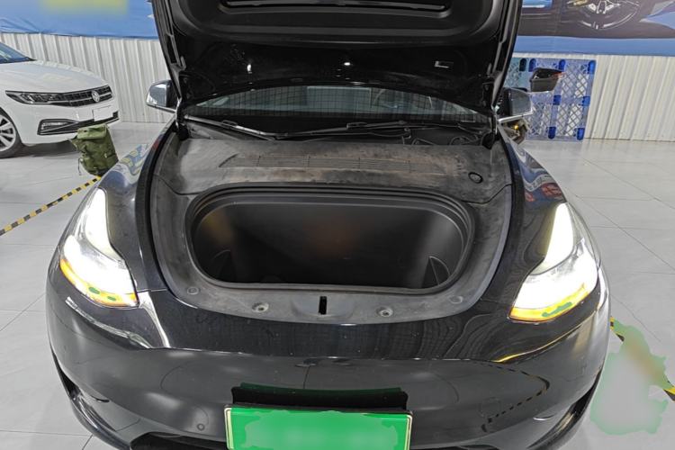 Used Tesla Model Y 2024 Rear-Wheel-Drive Version Engine Bay